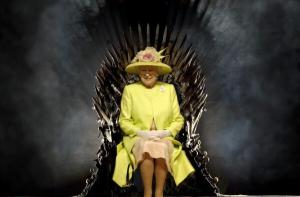 La reine Elizabeth II sur le trône de fer de « Game of Thrones »